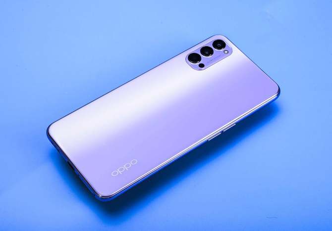 oppo reno4新品开箱:纤薄机身碰撞上甜甜香芋紫