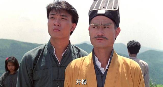 1988年,洪金宝制作《僵尸叔叔》,最大的问题是林正英不肯出演