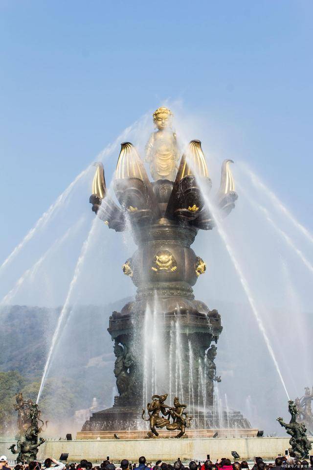 无锡灵山旅游系列:九龙灌浴,花开见佛,大型音乐动态群雕喷泉