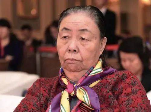 黄光裕家族的百年孤独