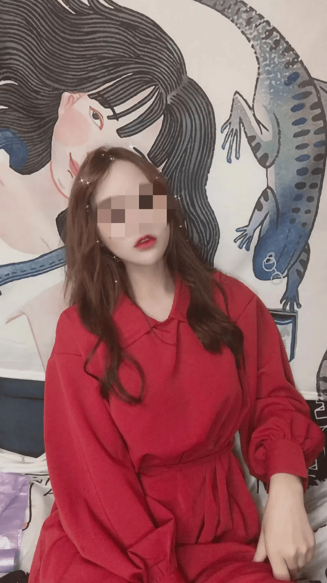惨!温州一美女和老板吃饭,被泼火锅毁容