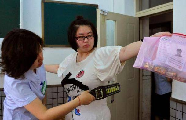 高考“作弊”有啥后果？说出来怕吓到你，班主任：千万不要尝试