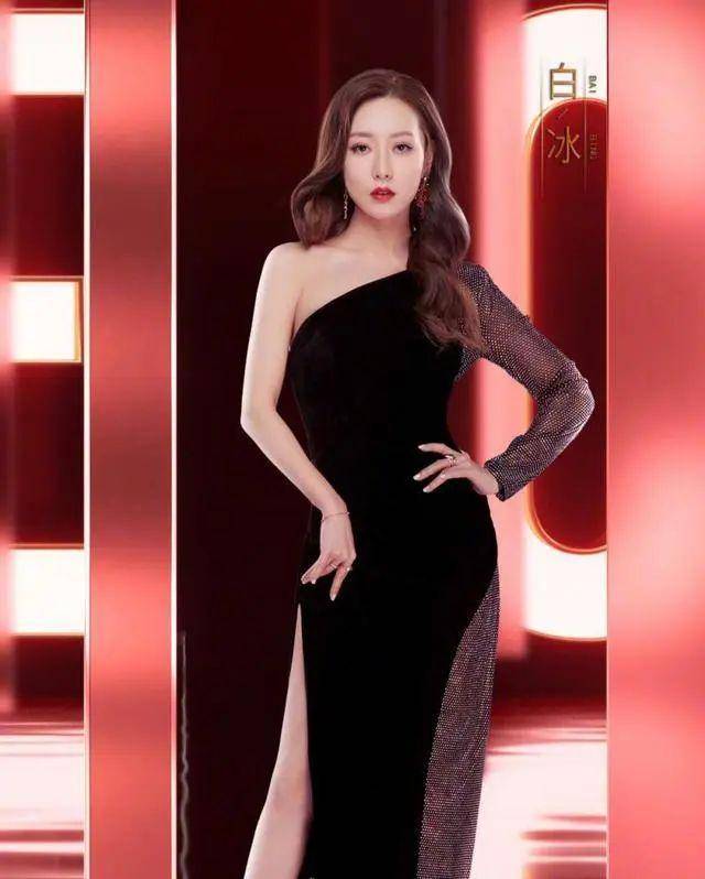 张萌白冰金莎《神话》现状：有人离婚整容就她