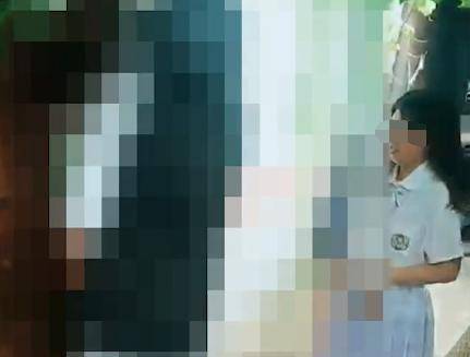 原创女孩因外号被轮番殴打录像，5名打人者均未满14岁，家长达成和解！