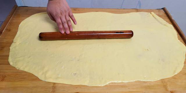 蒸面包的家常做法 筷子一搅 手不沾面 香甜松软味道不比烤的差 支持