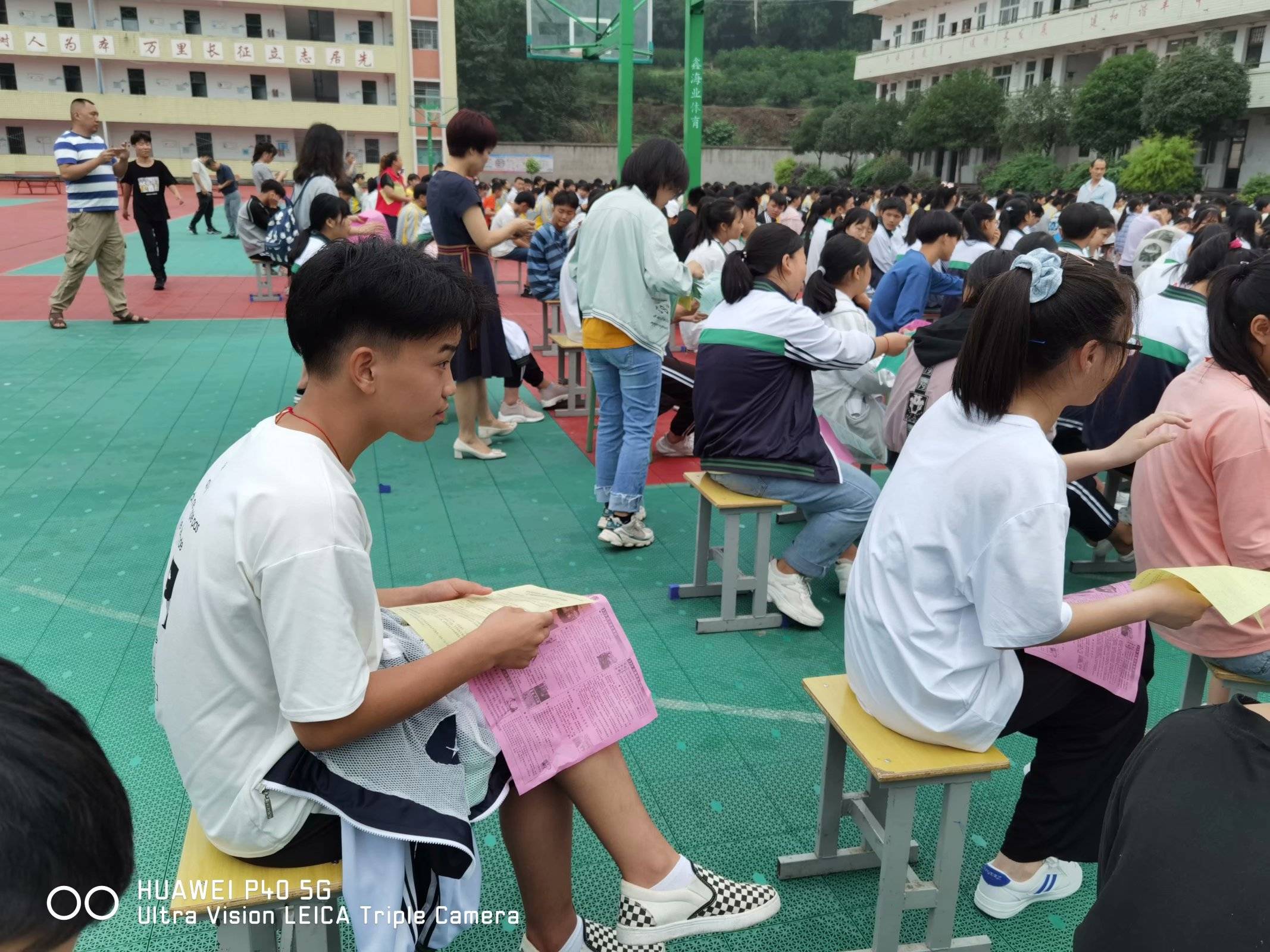 资阳市雁江区42000余名小学生开学 学校花式迎娃_四川在线