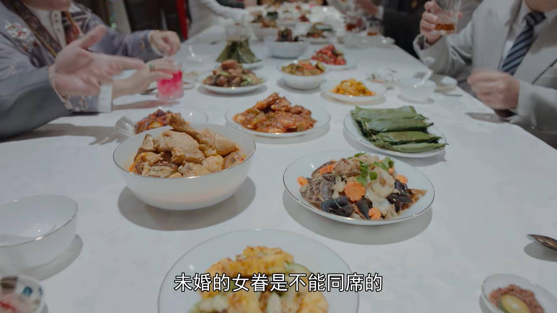 你们以为《小娘惹》是苦情剧?其实是部甜甜的美食剧