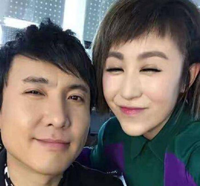 多亲密都不会传绯闻的明星，沈腾马丽没啥，他