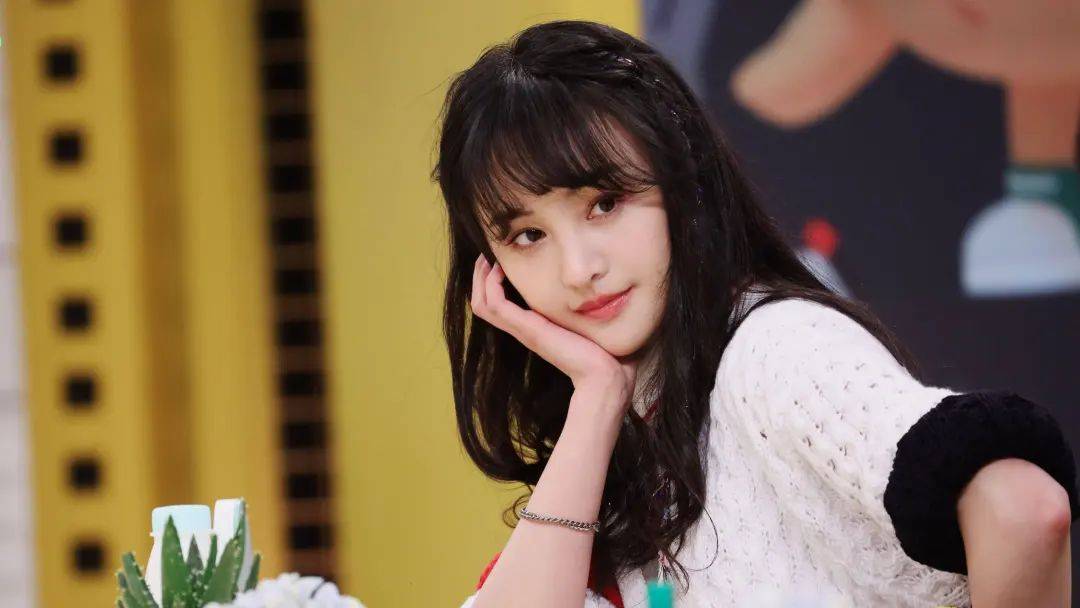 全剧|原创都2020年了，竟还有女演员用“瞪眼”演完全剧？