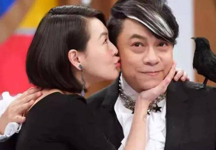 多亲密都不会传绯闻的明星，沈腾马丽没啥，他