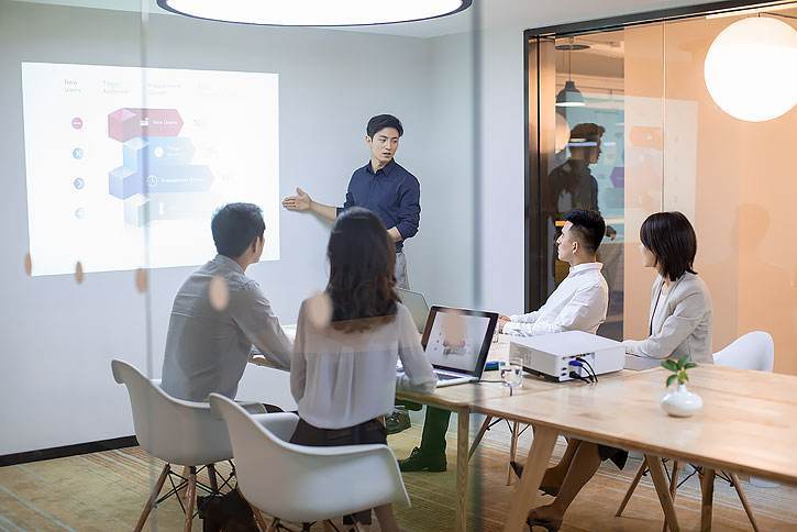 服务器|酒店小程序制作流程详解