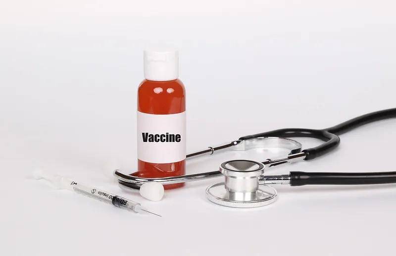 印度想在8月15日前推新冠疫苗，却在本国科学界