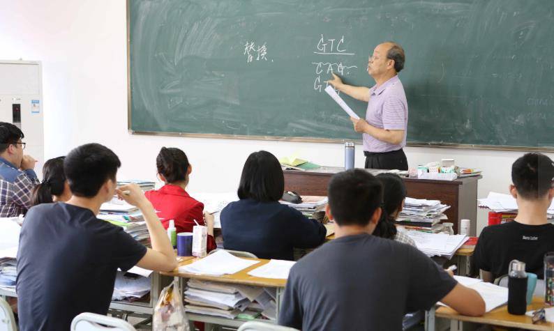 教育厅最新通知，高考学子迎来一个坏消息，家长欲哭无泪