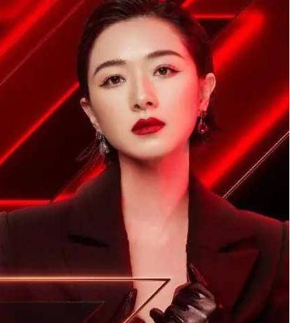 相比自以为是却炒糊的伊能静，万茜才是《乘风