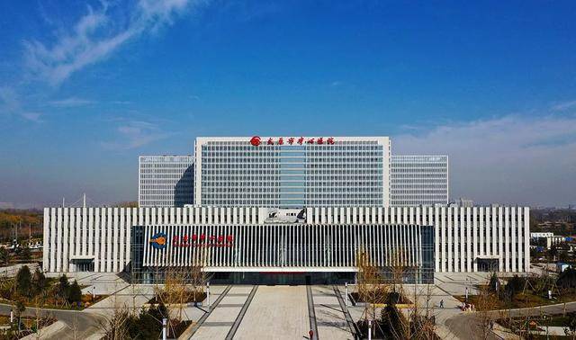 太原市中心医院与山西仁泽医药集团举行战略合作协议签约仪式