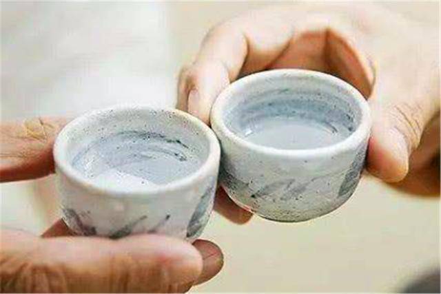 原创俗语“父母在，兄弟姐妹是一家”，下一句才是精华
