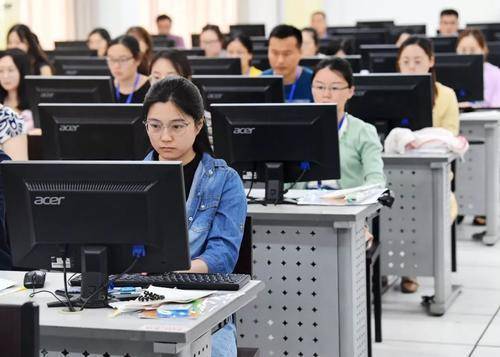 原创你以为高考最紧张的是学生，其实最紧张的是老师，这为什么