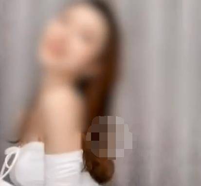 00后女生内衣视频_00后初中女生内衣照片