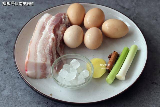 大火|很多人少做了这一步，难怪做出来油腻，看着都不想吃做红烧肉时