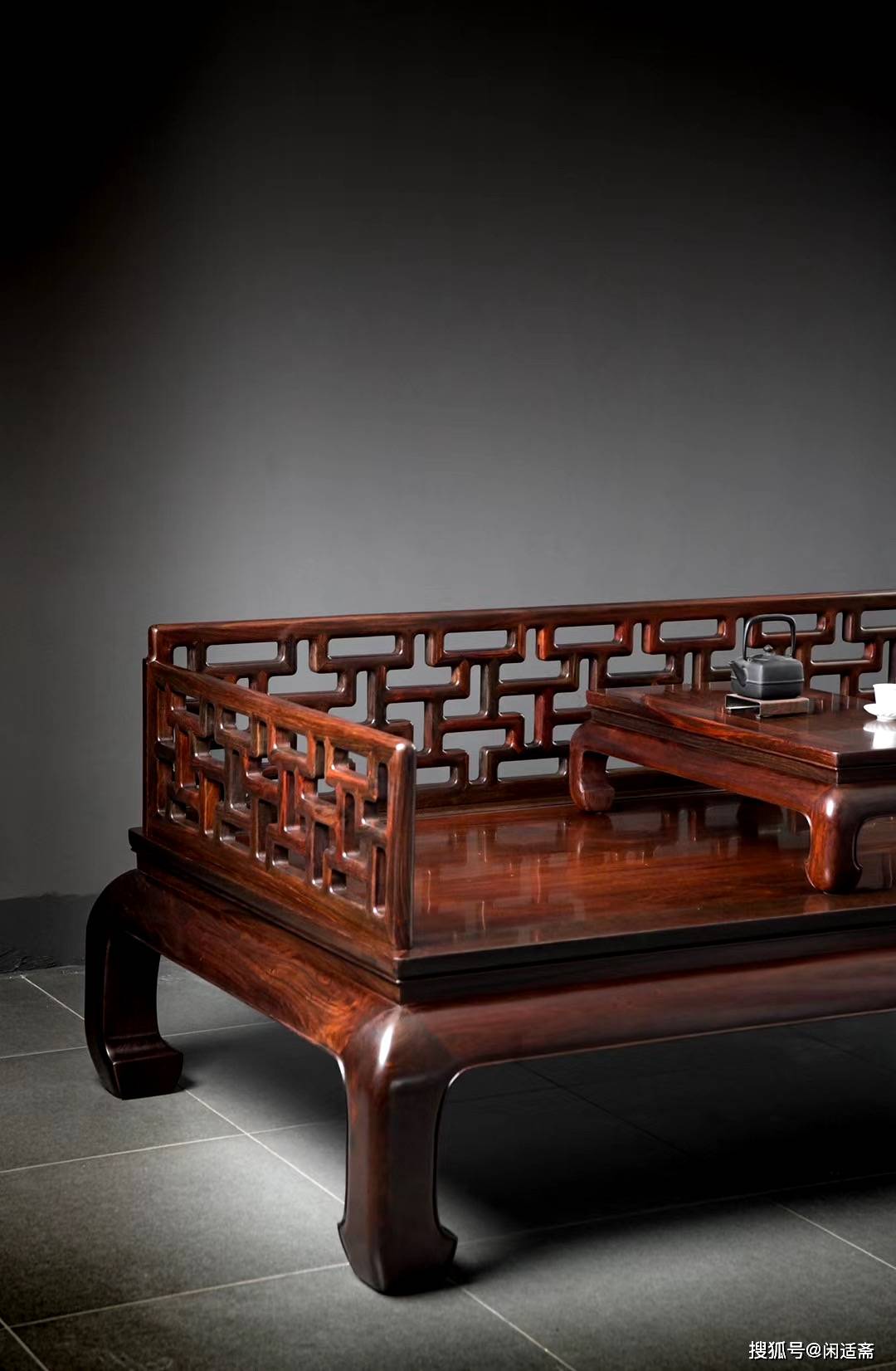 经典款明式曲尺罗汉床,大红酸枝红木家具精品