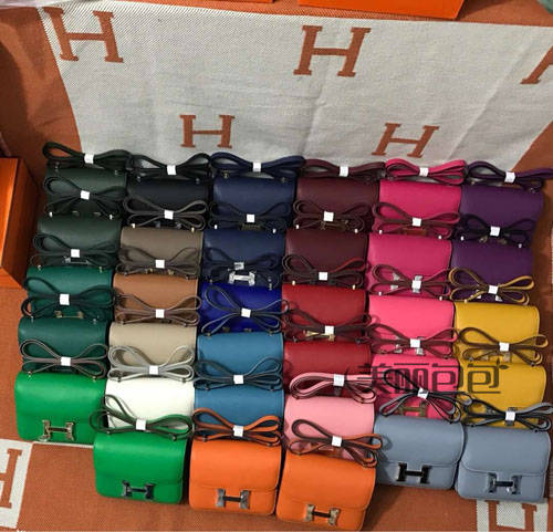 黄圣依|乘风破浪的姐姐 黄圣依 张萌人手一只爱马仕包包街拍 谁更大牌?