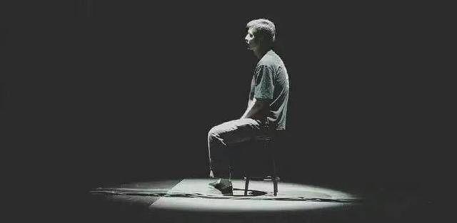 表演|原创清高的金世佳,到底有没有演技?这个回答有水平