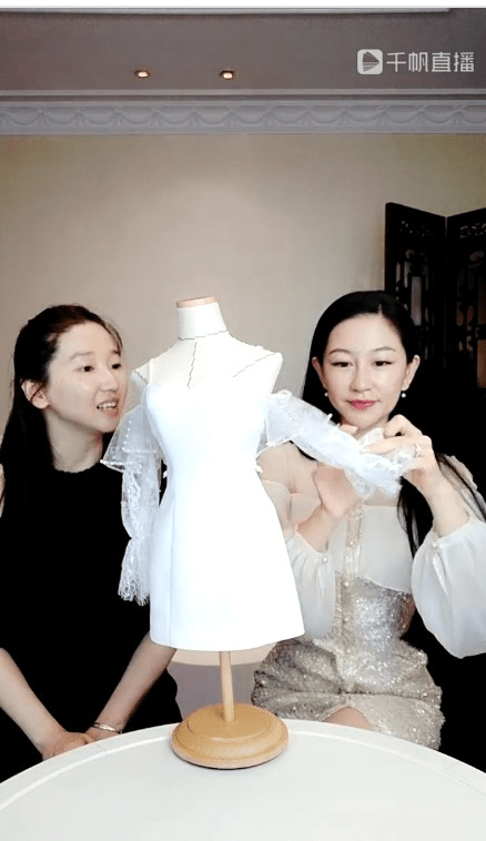 素人|头排学院|让《乘风破浪的姐姐》种草的仙女裙,素人穿上也能秒变大明星!