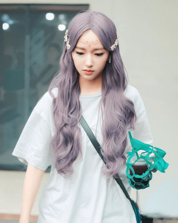 芭比|程潇换个发色美到爆棚，沈梦辰渐变染惊艳，快get爱豆的神仙发色