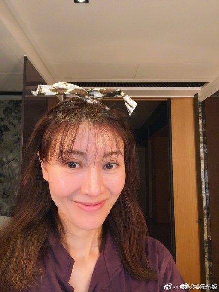 李嘉欣|李嘉欣空气感刘海崩坏了，2020年流行氧气感刘海，连凯特王妃都剪