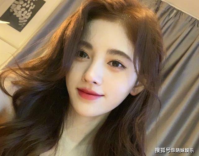 如何拥有好看颜值 e0f6fa57e52a4c2c919da069cc853dfe.jpeg