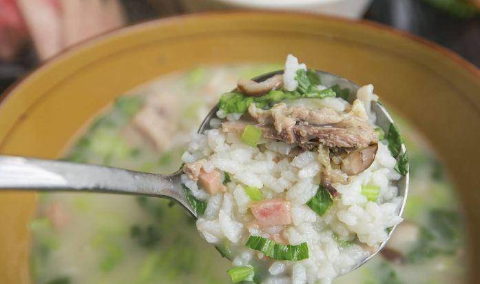 大米饭怎么做不伤胃 172a9b86157941f2b31160d6616e897d.jpeg