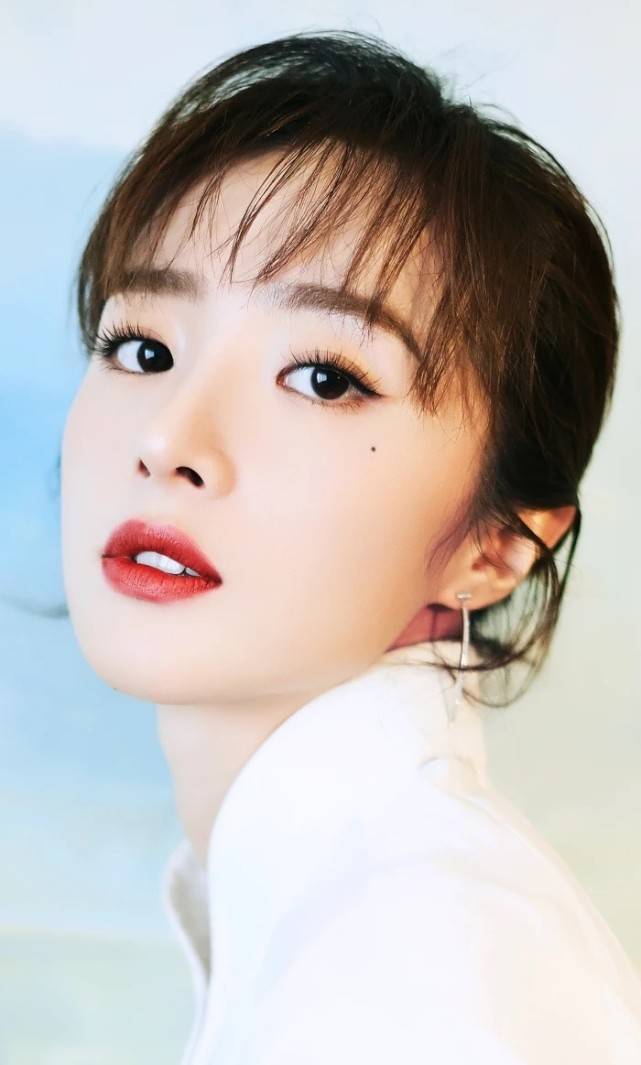 新剧|原创胡冰卿资源就像开了挂一样，新剧要低调开拍，男主还是高伟光