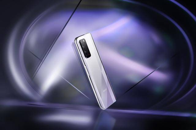 华为|华为上半年逆势增长：花粉买爆这两款手机，一款或成“绝唱”