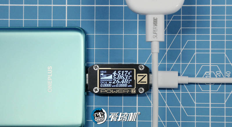 充电器|能装进口袋的50W，OPPO饼干超闪充电器评测