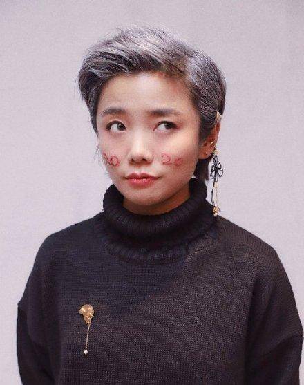 卡位|原创许飞卡位第八遗憾落选，经纪人朋友圈晒聊天记录疑似回应刷票争议