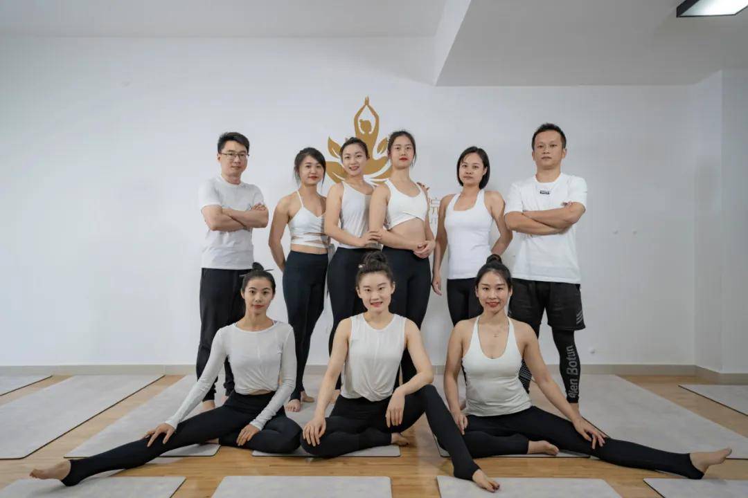 实体店艰难的2020年,我采访了这家在深圳排名前列的瑜伽学院