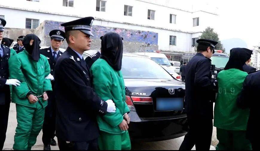 只敢看一次的视频……刑警倒在抓捕途中,曾用