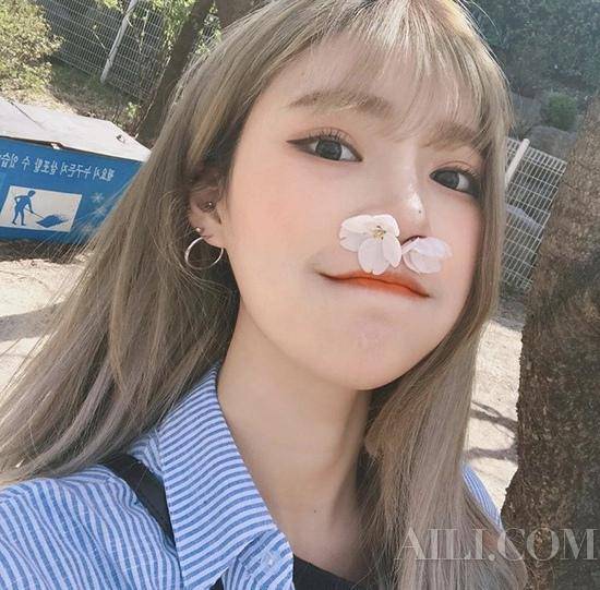 发型|圆脸人一定要试 5款让肉肉脸秒变V型小脸的发型