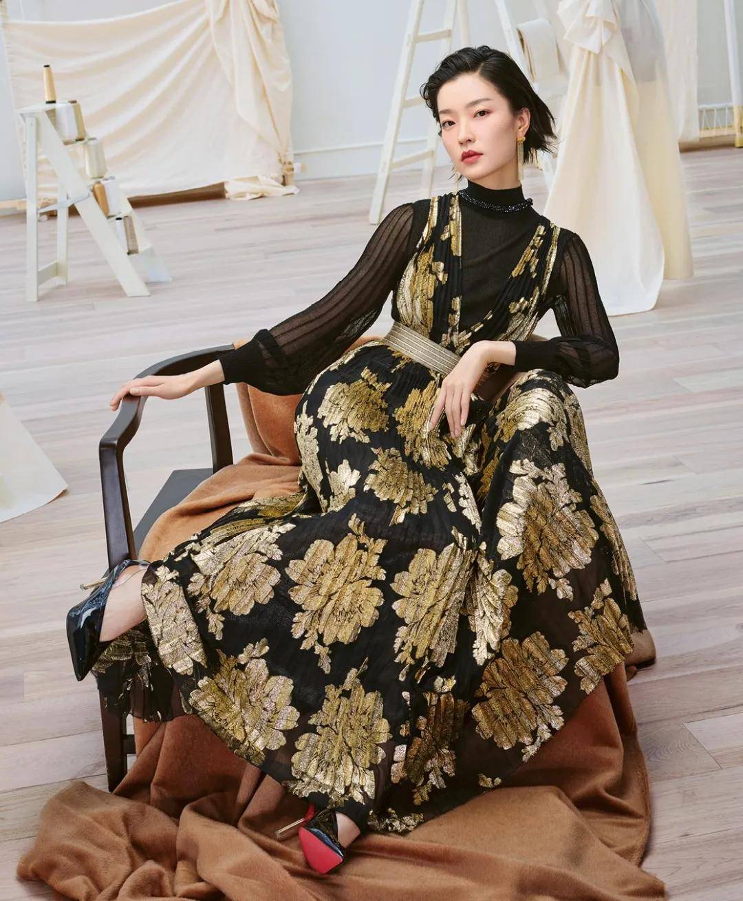 争议|杜鹃最新广告大片再上热搜惹争议，网友：杜鹃也太委屈了吧！