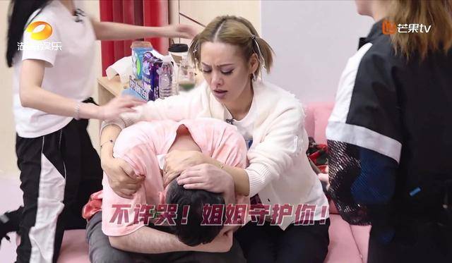 选手|原创别的选秀选手哭了，姐姐选秀导师哭了，《浪姐》导师也太难了