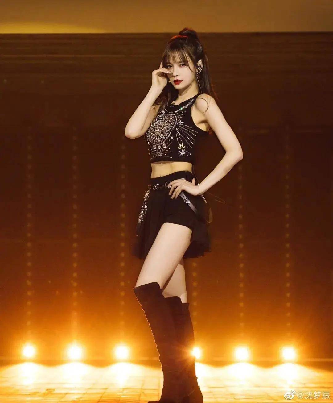 舞台|这么适合女团的她，竟然被淘汰了？