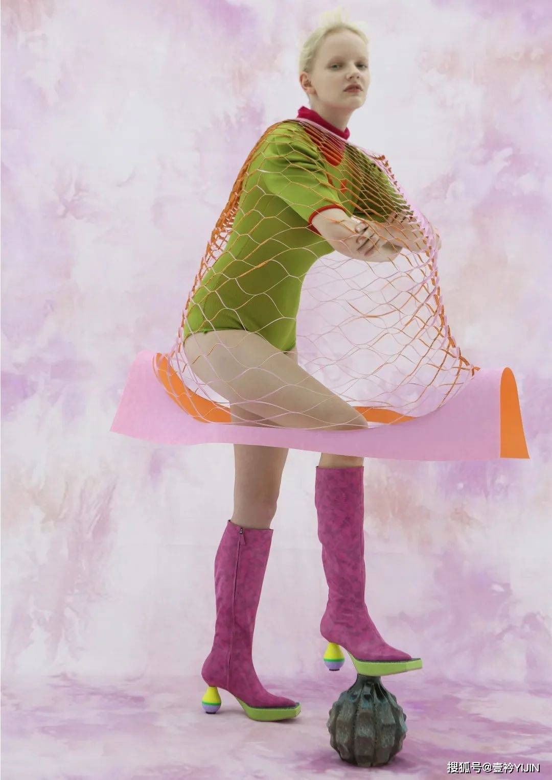 激光|新锐设计师 | 来自圣马丁的小姐姐带你用激光切割技术探讨可持续时尚