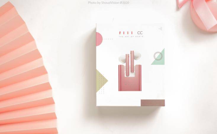 耳机|FIIL CC新出潮流猛男粉配色。可以，这很汪峰老师