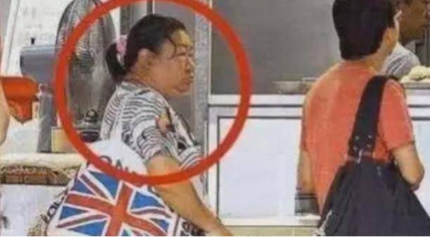 刘德华身上最大的槽点,父母穿15元布鞋,亲姐住在贫民窟