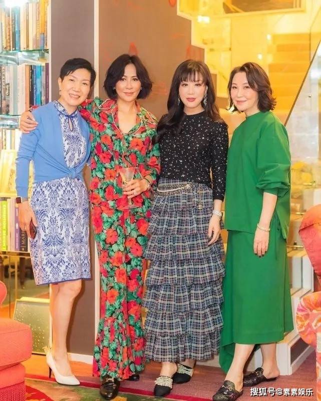 吕良伟太太享受奢华生活:真正的豪宅配美人