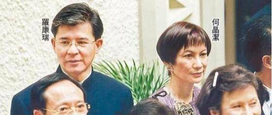 何晶洁:为罗康瑞生儿育女,他却恋霍启刚母亲30年抛弃她