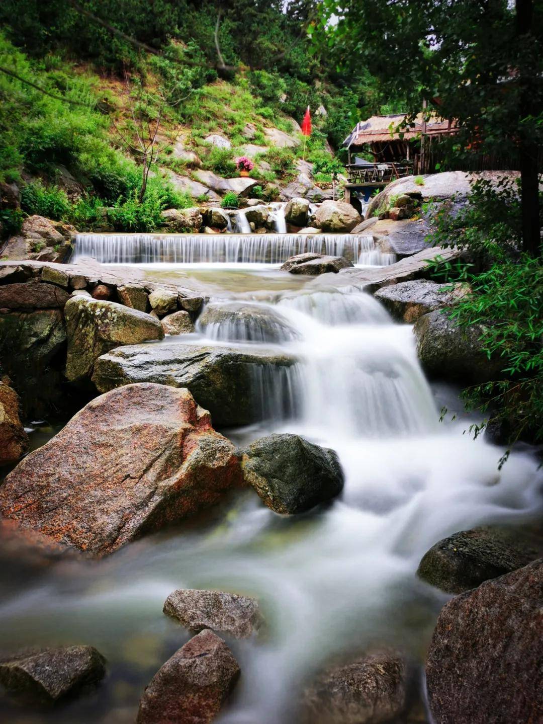 雨后的沂蒙山村椿树沟,迎来"高颜值"好风景