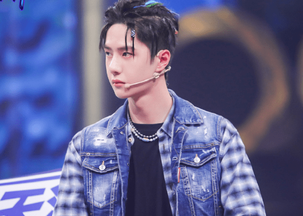 男明星人气排行排行_2020男明星人气排行榜出炉:肖战仅排第4,靳东排第7(2)