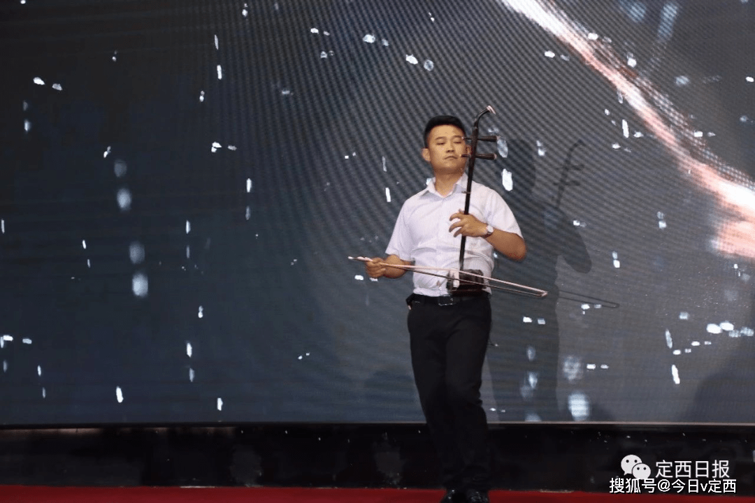 摄影|贾国江诗歌专场朗诵会完美落幕！