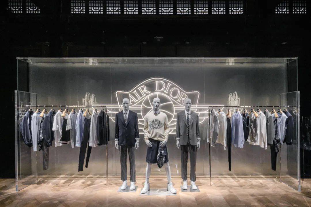 视觉|精选品牌七月动态，视觉输出用尽心思让你心动